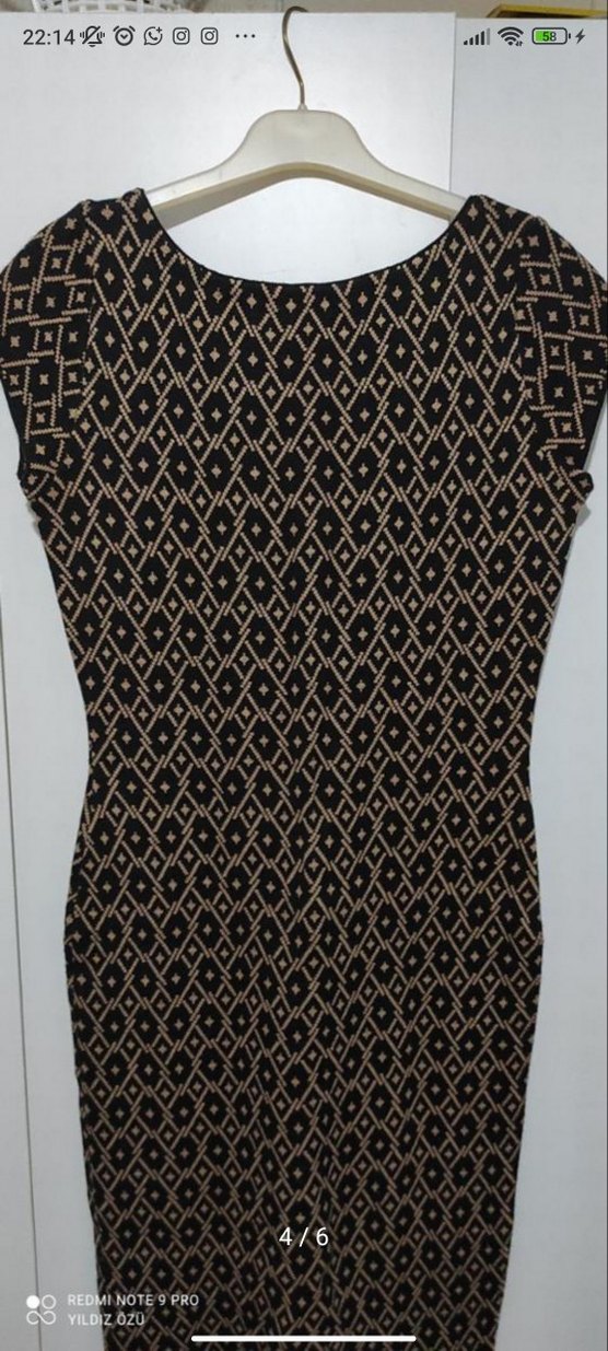 Yuvarlak Yaka Desenli kahverengi diz altı Elbise - Görsel 3