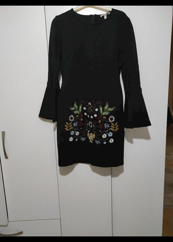 Uzun Kollu İşlemeli Siyah Mini Elbise - Görsel 8