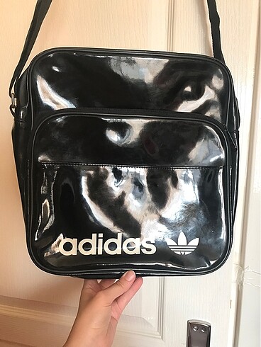  Beden Adidas siyah rugan çanta