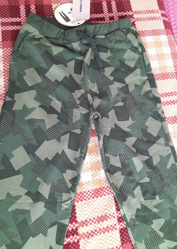 LCW Kamuflaj Desenli 11-12 yas Erkek Eşofman Altı - Görsel 7