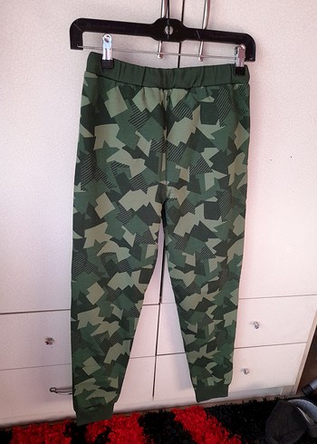 LCW Kamuflaj Desenli 11-12 yas Erkek Eşofman Altı - Görsel 4