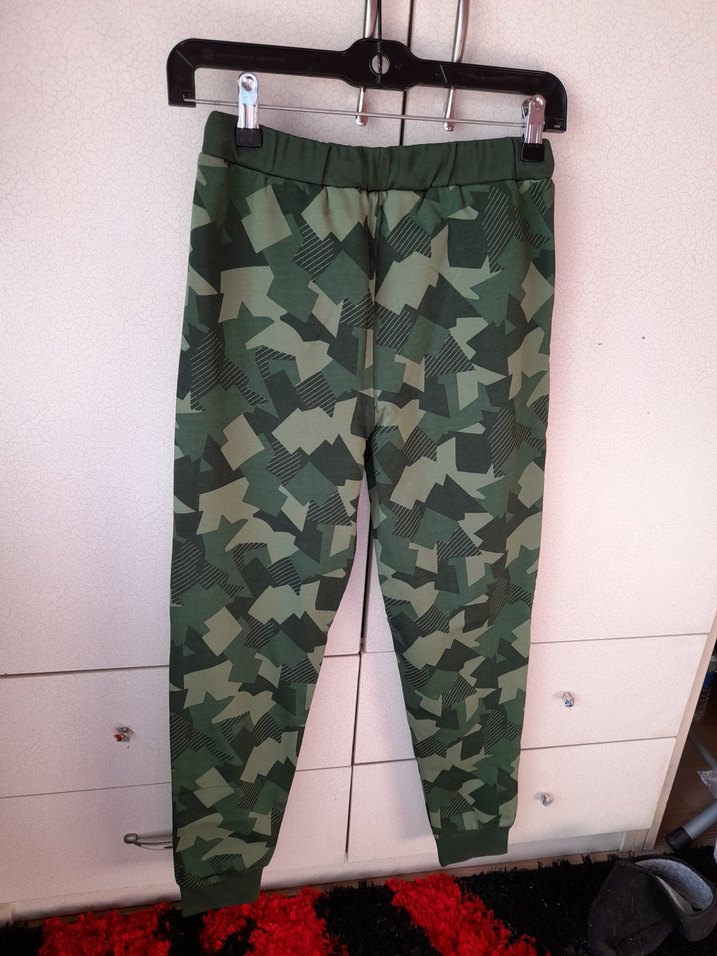 LCW Kamuflaj Desenli 11-12 yas Erkek Eşofman Altı - Görsel 4