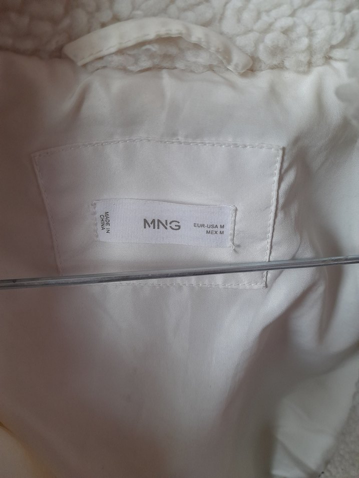 MNG  M beden beyaz Peluş Kadın mont - Görsel 3