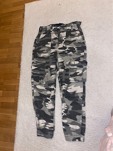 bershka kargo pantolon