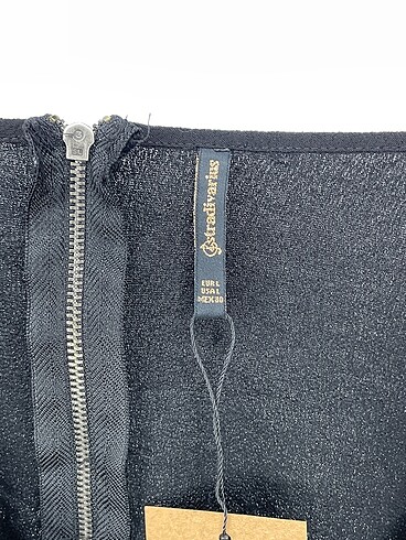 l Beden siyah Renk Stradivarius Bluz %70 İndirimli.