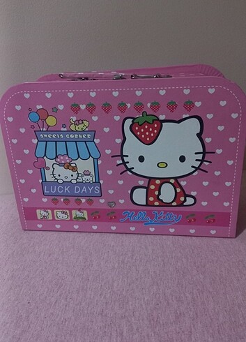 Hello Kitty Kutu 