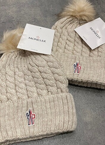 MONCLER BERE YURT DIŞI ORJİNAL 