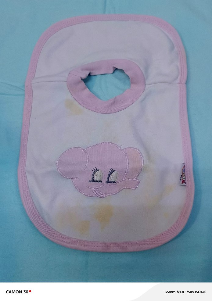 Nakışlı Beyaz Bebek Önlüğü - Görsel 3