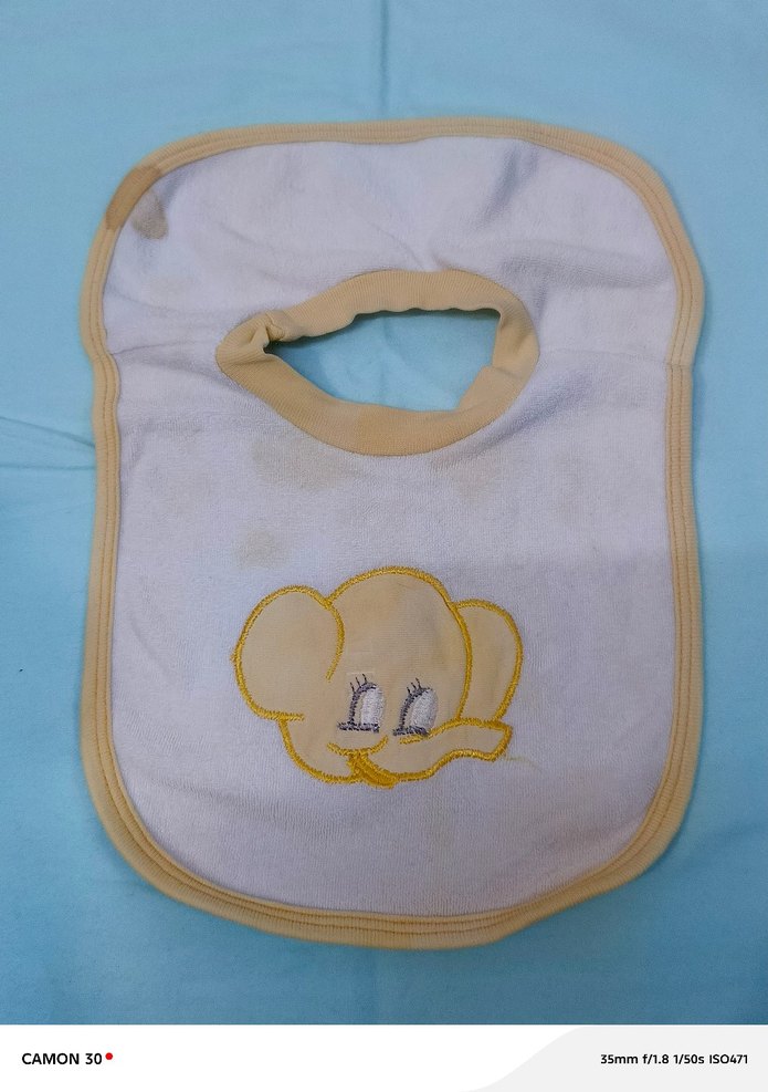 Nakışlı Beyaz Bebek Önlüğü - Görsel 2