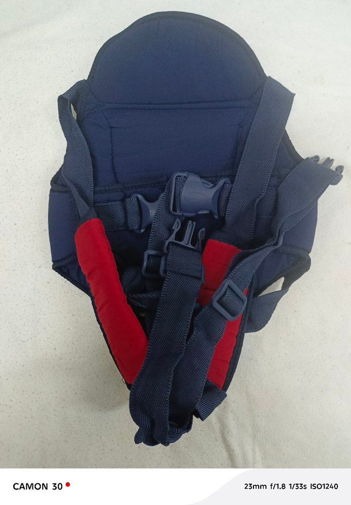 Koyu Mavi Bebek Taşıyıcı - Görsel 2