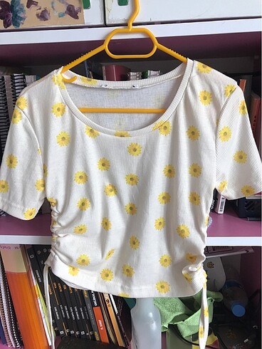papatyalı yk2 crop top