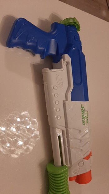  Beden Nerf SUPER SOAKER