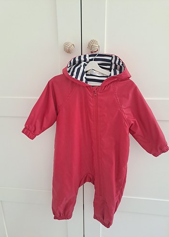 H&M kiz bebek yagmurluk