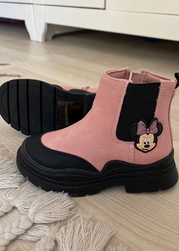 Kız Çocuk Pembe Minnie Baskılı Bot