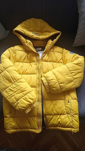 8-9 yaş erkek çocuk mont H&M