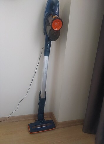 PHİLİPS DİKEY SÜPÜRGE FC6724/01