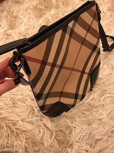  Beden Burberry Kadın Çanta