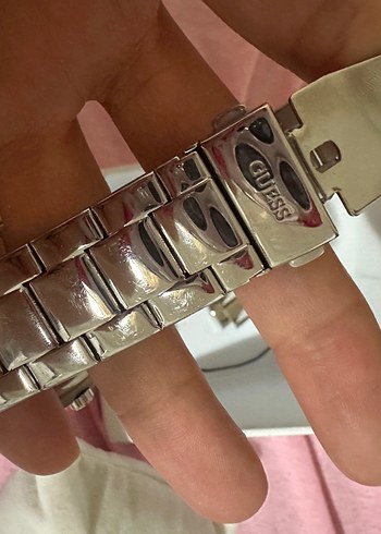 Guess Gri Kadın Kol Saati Tokalı - Görsel 3