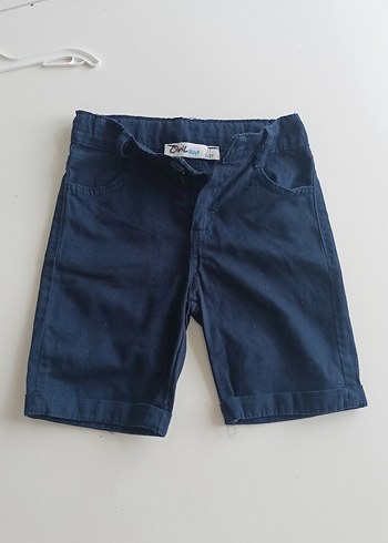 Düğmeli Beyaz Kısa Kollu Erkek Gömlek ve şort ikilisi. - Görsel 8