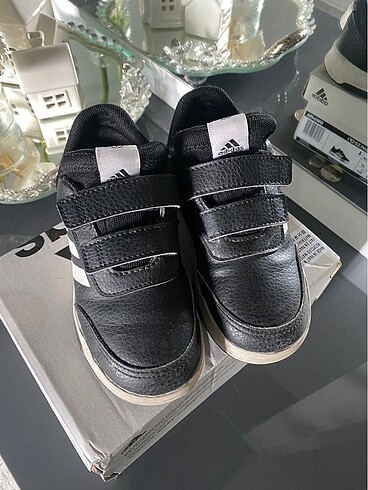 Adidas erkek çocuk ayakkabısı