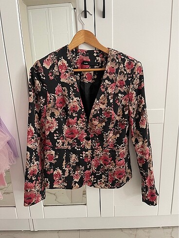 Batik Çiçekli Ceket