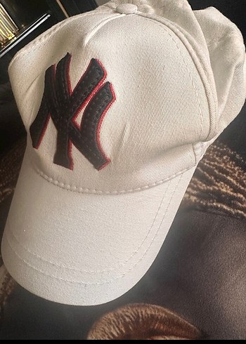 Beyaz Kadın Spor Şapka Velcro Ayarlı