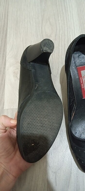 36 Beden siyah Renk Gerçek deri topuklu ayakkabı
