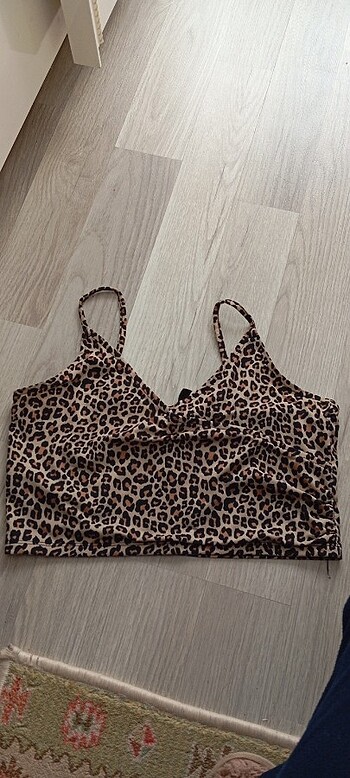 Crop leopar