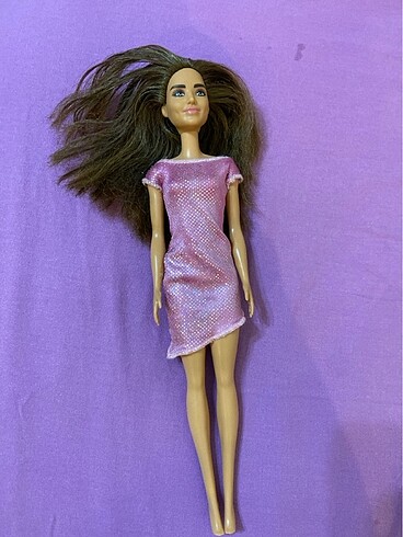 Barbie bebek