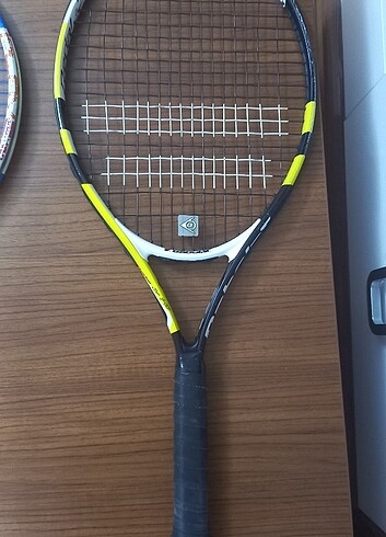 Beden BABOLAT VE DUNLOP TENİS RAKETLERİ