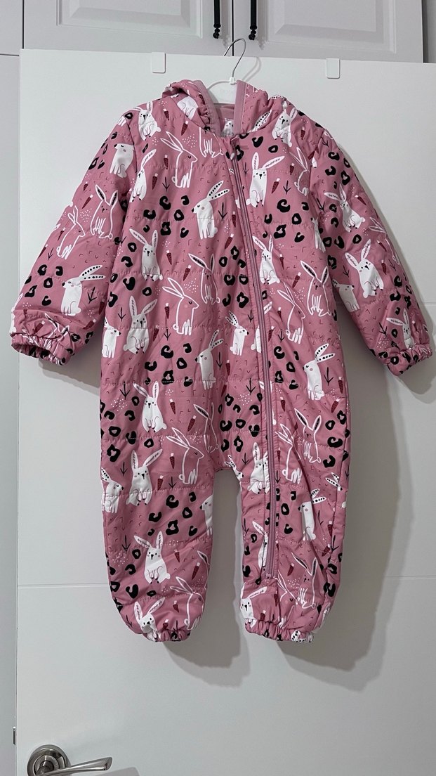 Kürklü, desenli pembe bebek tulumu - Görsel 3