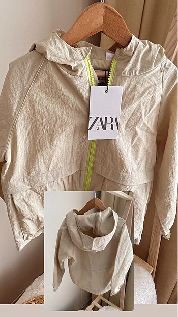 Zara yağmurluk