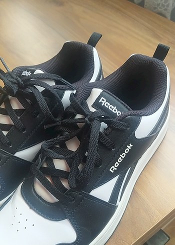 Orijinal Reebok Siyah Beyaz Bağcıklı Spor Ayakkabı