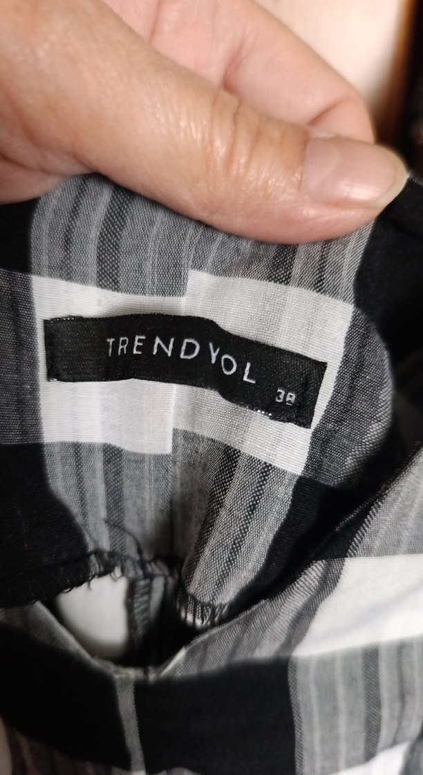 Gri Kareli Askılı Kumaş Tulum Trendyol 38beden - Görsel 2