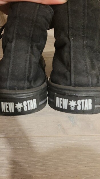 38 Beden Siyah converse