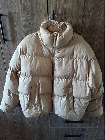 Zara Vena mont