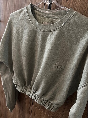 Pull and Bear sweatshirt