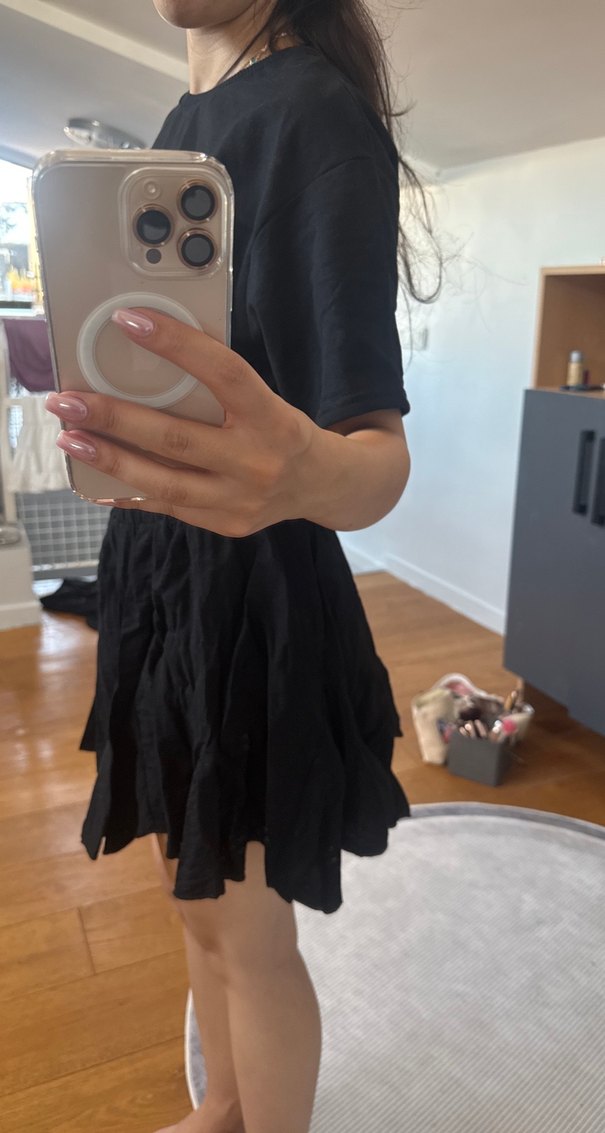 Siyah Fırfırlı Mini Etek - Görsel 2