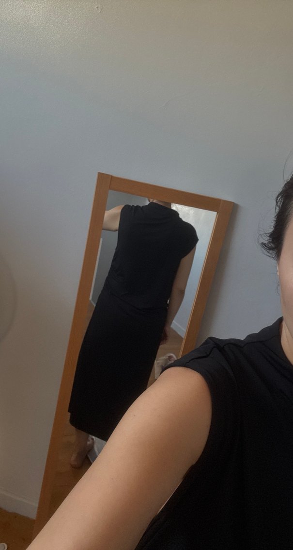 Siyah Yüksek Yakalı Midi Elbise - Görsel 5