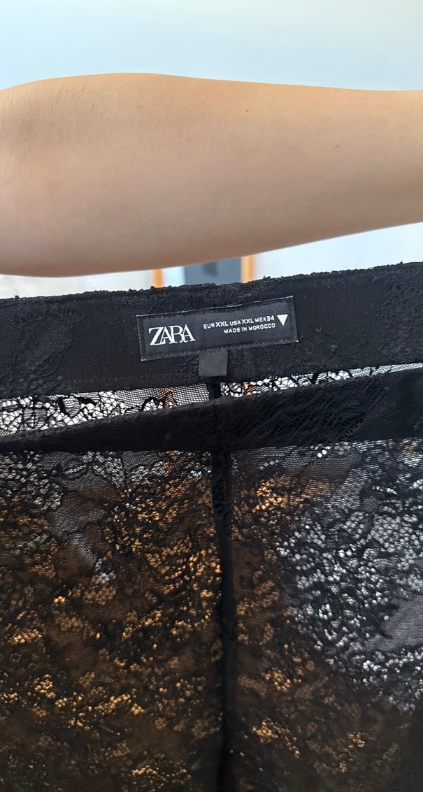 Dantel Detaylı Siyah Kadın Kumaş Pantolon - Görsel 3