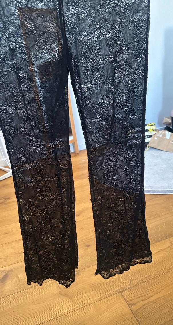 Dantel Detaylı Siyah Kadın Kumaş Pantolon - Görsel 2