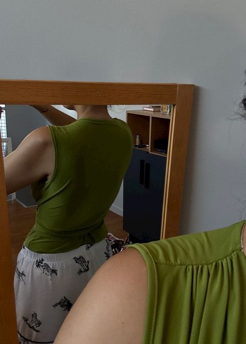 V Yaka Kolsuz Midi Kadın Elbise - Görsel 4