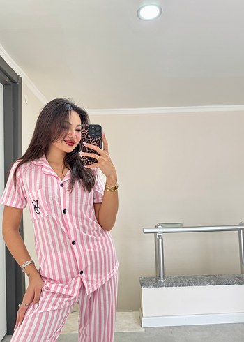 s Beden Pembe Çizgili Kısa Kollu Kadın Pijama Takımı