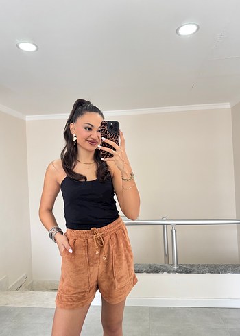 Kadın Kahverengi Süet Bağcıklı Şort - Görsel 4