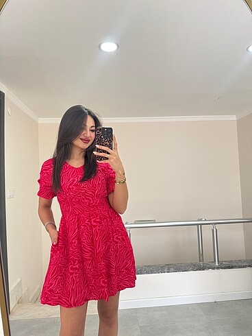 s Beden pembe Renk Kırmızı pembe elbise