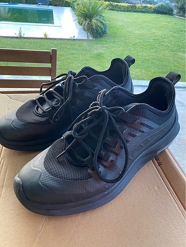 Nike Air Max ayakkabı