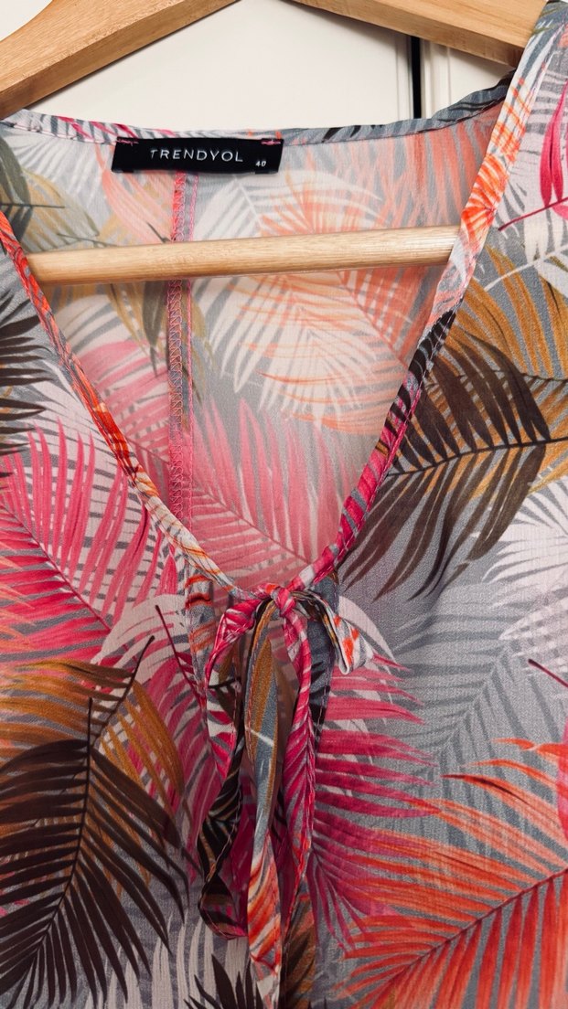 Renkli Desenli Fırfırlı Uzun Kollu Bluz - Görsel 2