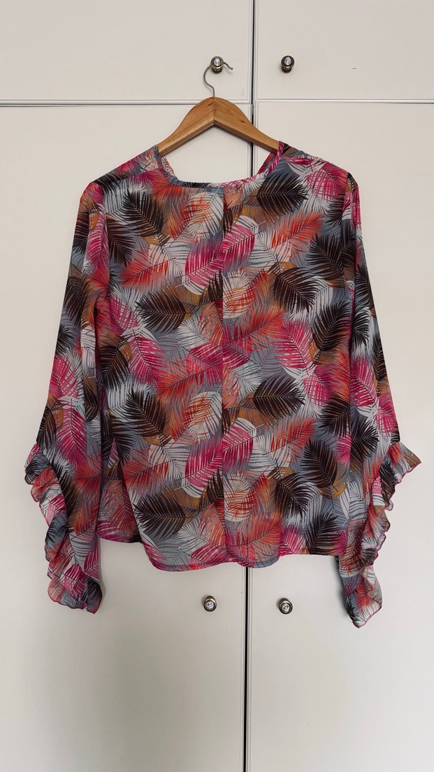 Renkli Desenli Fırfırlı Uzun Kollu Bluz - Görsel 3