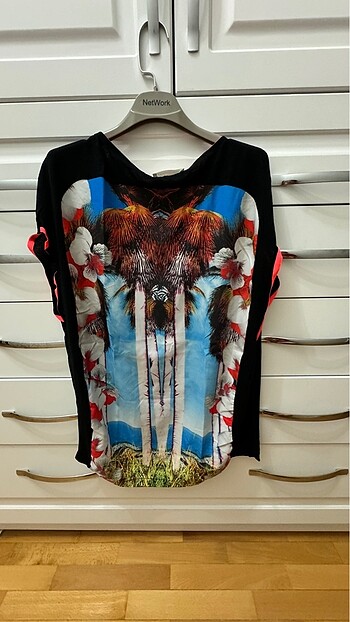 Zara tshirt
