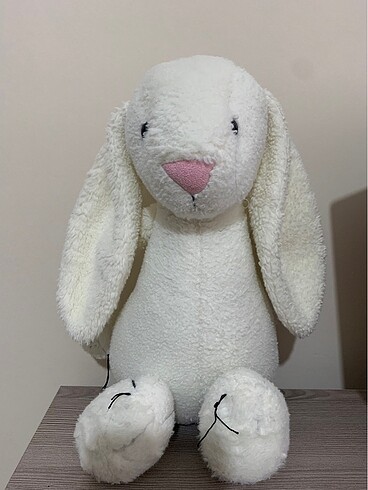 Peluş oyuncak tavşan